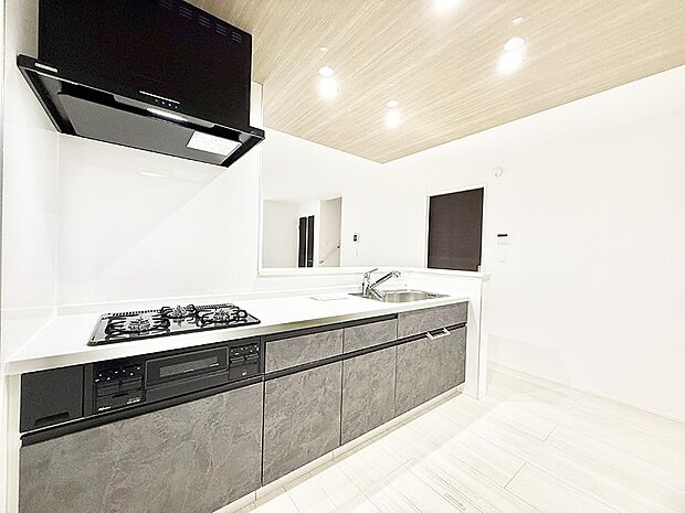 ■料理がもっと楽しくなる、快適なキッチン空間