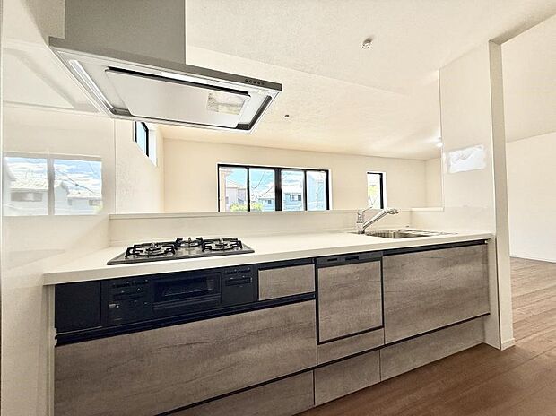 ■シンプルで美しく心地よい時間を生むキッチン空間