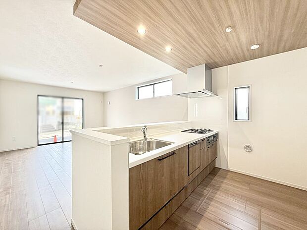 ■シンプルで美しく心地よい時間を生むキッチン空間