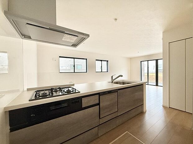 ■美味しい時間が生まれる、笑顔あふれるキッチン