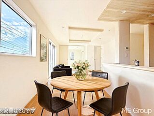 余裕のある駐車スペース2台■立川市一番町２丁目■ 外観