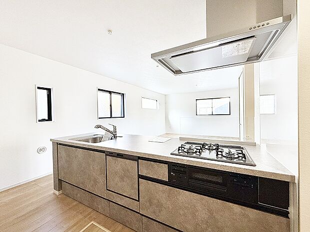 ■家族の絆を深める、温もりのあるキッチン