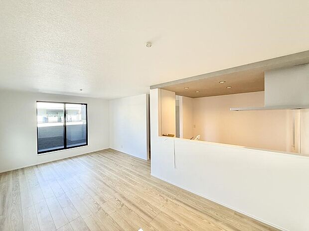 ■くつろぎと笑顔が集まる、心温まるリビング