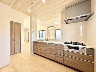 LDK20.25帖！吹抜＋床暖房完備！■稲城市東長沼■ その他