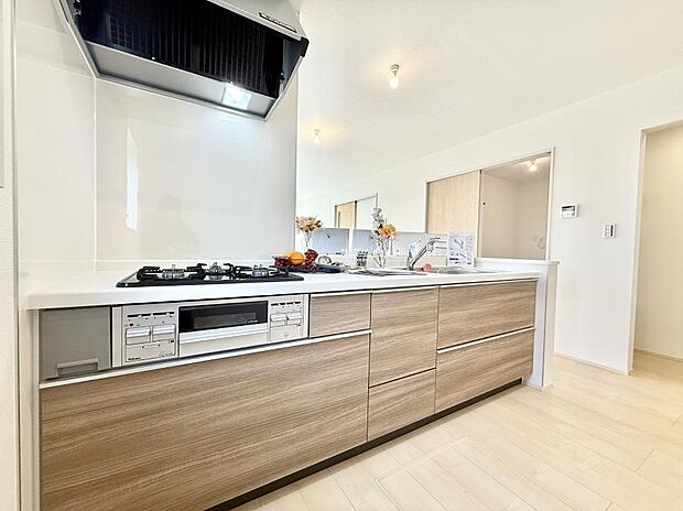 ■シンプルで美しく心地よい時間を生むキッチン空間