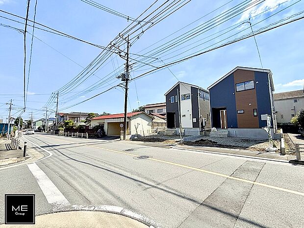 【前面道路含む現地写真】■新しい時代の息吹を感じる、心地よい環境