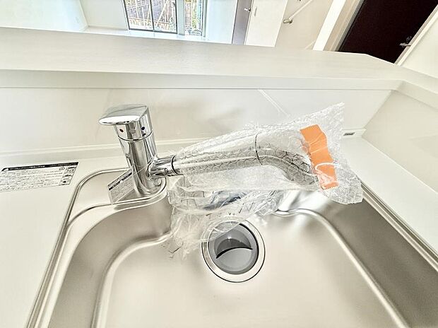 【浄水器】■清潔でおいしい水を手軽に供給してくれます