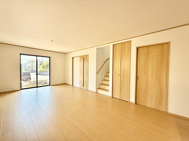 【リビングダイニング】■お気に入りの場所で、のんびりとした時間を