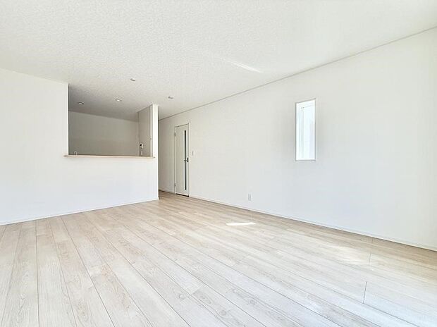 【リビング】■自然と会話が生まれる、心地よいひととき