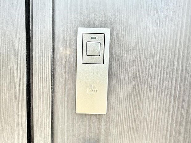 【スマートキー】■鍵を取り出さずに便利に操作できて快適