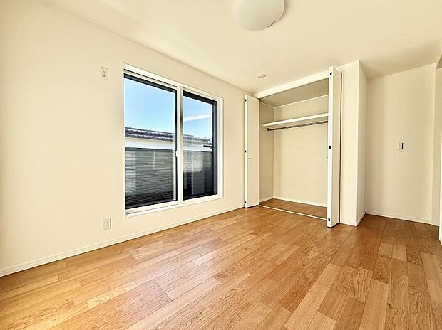 【寝室】■快適な環境で、日常の疲れを癒せる空間