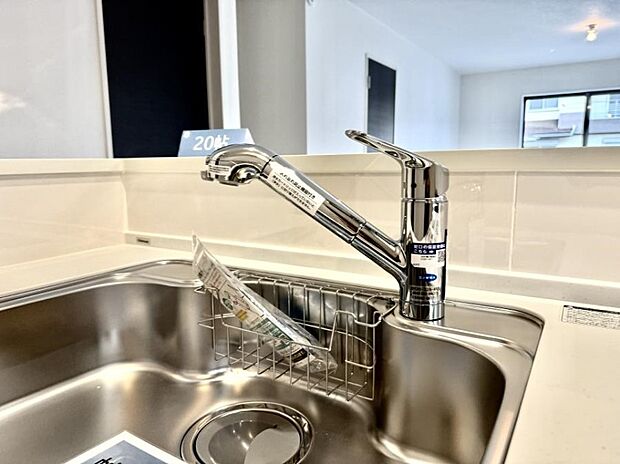 【浄水器】■清潔でおいしい水を手軽に供給してくれます