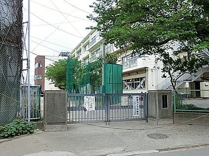 町田市立町田第一中学校 1700m(22分)