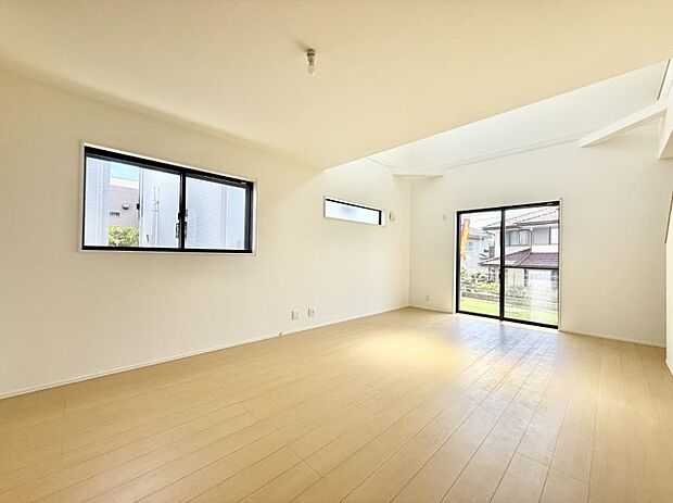 【ダイニング】■自然と心がほどける、リラックスできる場所