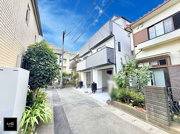 【前面道路含む現地写真】■家族とのお出かけが楽しくなる環境です