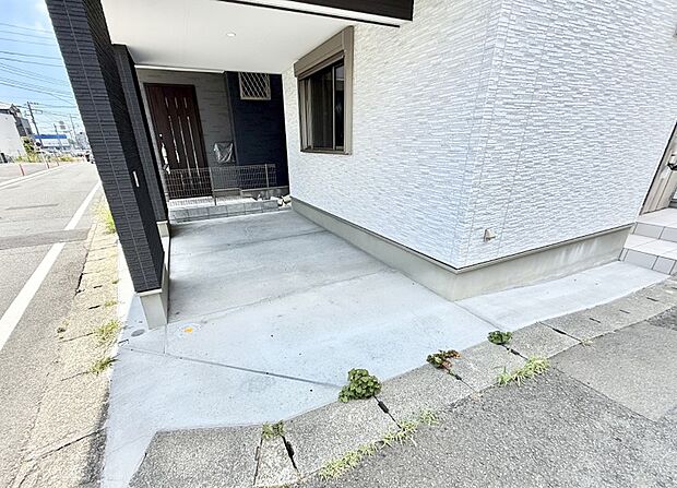 【駐車場】■毎日の駐車が快適に