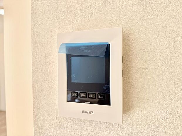 【TVモニター付インターフォン】■訪問者を確認できて安心感が増します