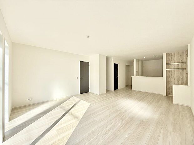 【リビング】■自然と会話が生まれる、心地よいひととき