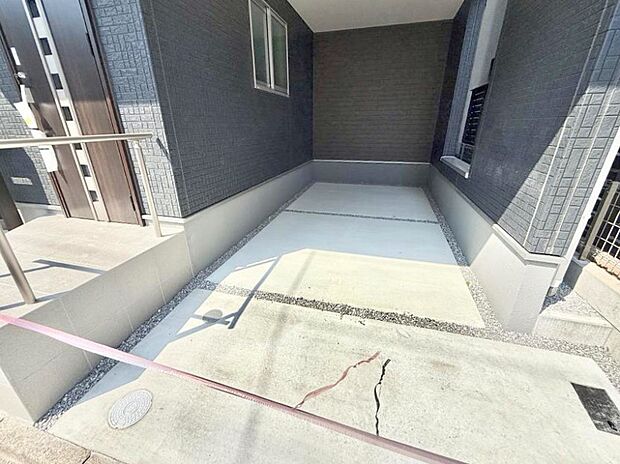 【駐車場】■快適な駐車スペースで安心