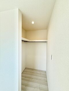ウォークインクローゼット