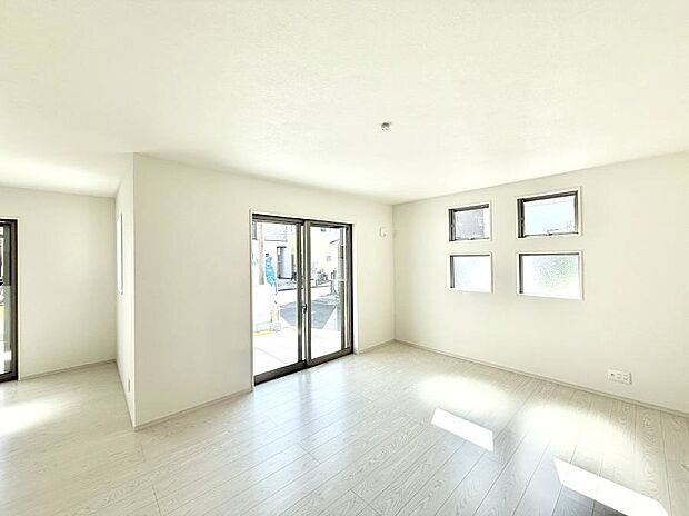 【リビング】■心落ち着く場所、ゆったり過ごせるリビング