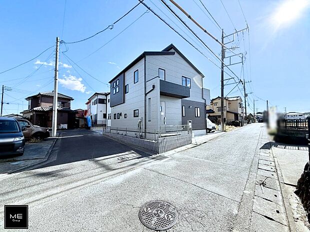 【前面道路含む現地写真】■この道を歩けば、毎日が少し特別になる