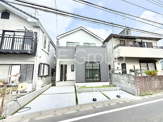 【現地外観写真】■暮らしを彩る充実した設備仕様が備わった住まい