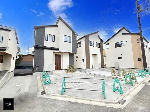 【現地外観写真】■家族みんなが笑顔で過ごせる、安心感のある住まい