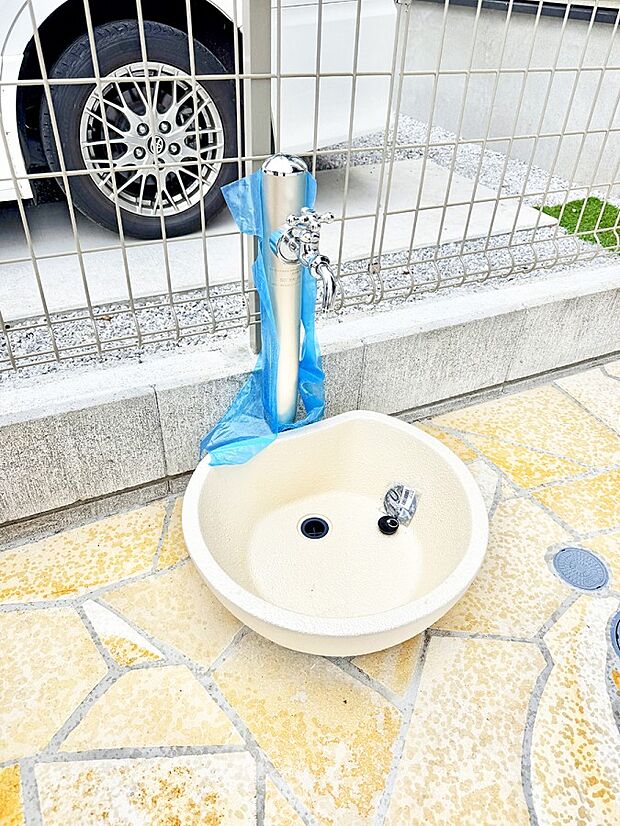 【その他現地】■洗車もご自宅でできる便利な散水栓付き！  