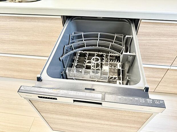 【浴室換気暖房乾燥機】■冬でも温かく、快適乾燥機能で湿気対策もバッチリ