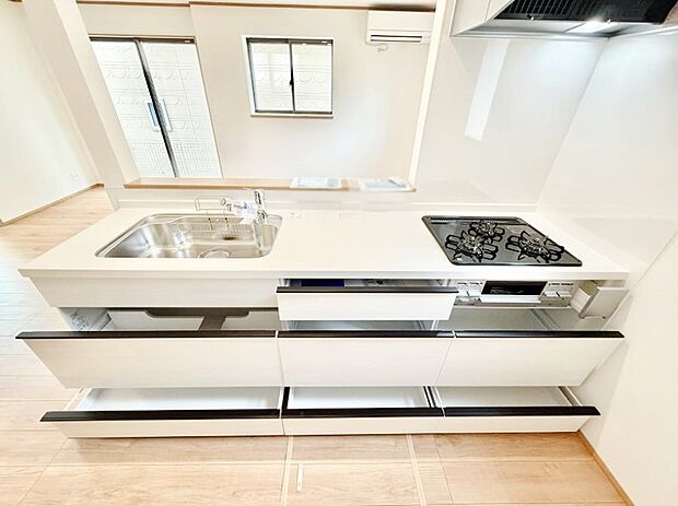 【キッチン】■料理がもっと楽しくなる、快適なキッチン空間