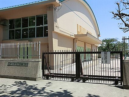 国立市立国立第二中学校 1588m(20分)