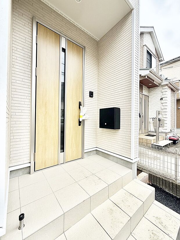 【玄関】■ ここから始まる、笑顔あふれる毎日