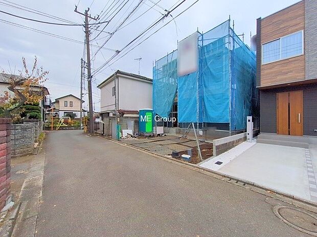 【前面道路含む現地写真】■家族とのお出かけが楽しくなる環境です