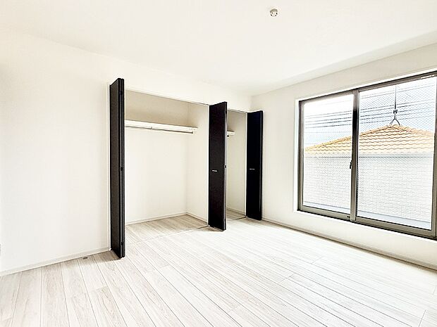 【洋室】■優雅で穏やかな時間が流れる空間