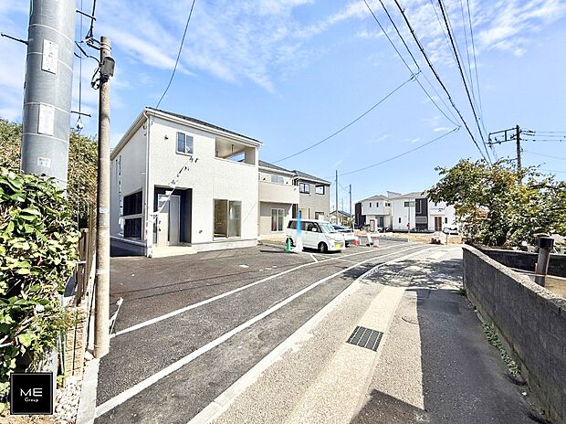 【前面道路含む現地写真】■新しい住まい、街の新しい風景