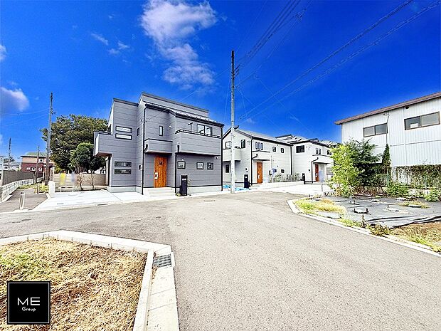 【前面道路含む現地写真】■優雅なラインが、毎日を引き立てます