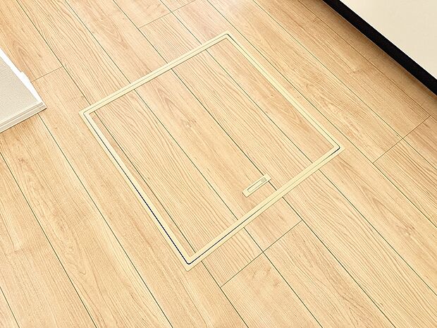 【床下収納】■隠れた収納スペースで家全体がスッキリ