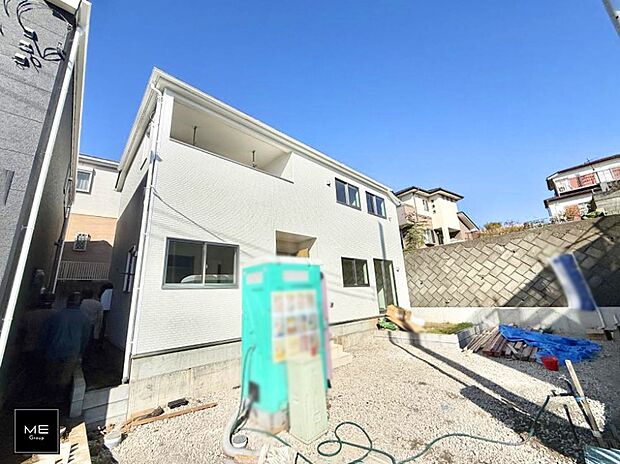 【現地外観写真】■家族みんなが笑顔で過ごせる、安心感のある住まい