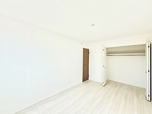 【子供部屋】■読書や趣味リモートワークなどさまざまな用途に対応できる柔軟さがあります