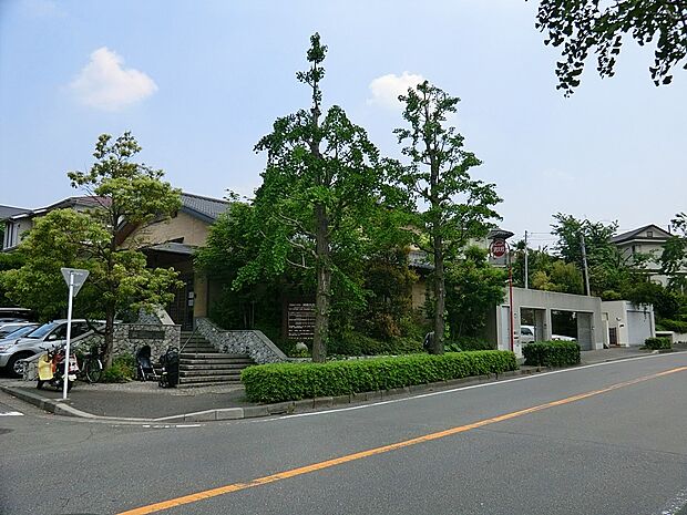 岡崎医院(約1,700m・徒歩22分)