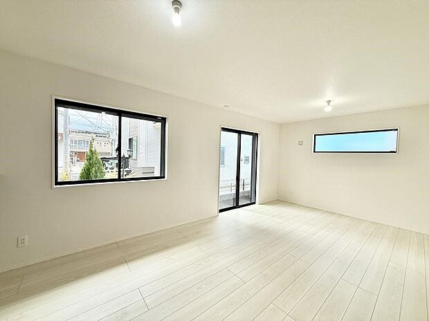 【リビング】■自然と会話が生まれる、心地よいひととき