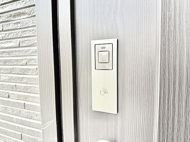 【スマートキー】■鍵を取り出さずに便利に操作できて快適