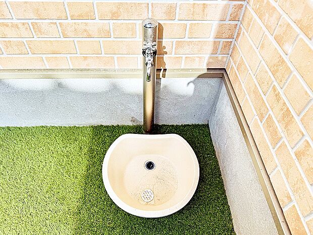 【その他現地】■洗車もご自宅でできる便利な散水栓付き！  