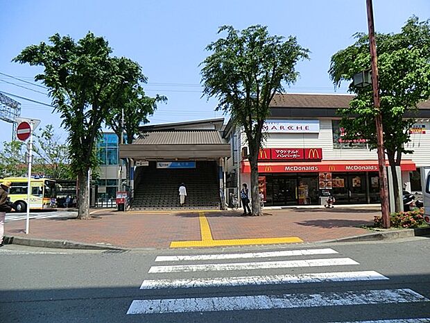 小田急江ノ島線「善行」駅（約720m・徒歩9分）