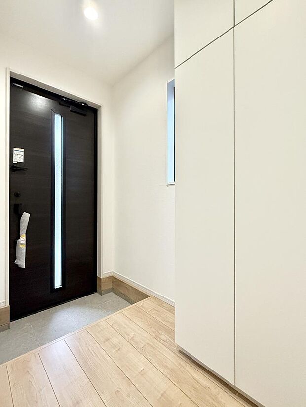 【玄関】■玄関はお家の顔！おしゃれな玄関でお客様をお迎え！