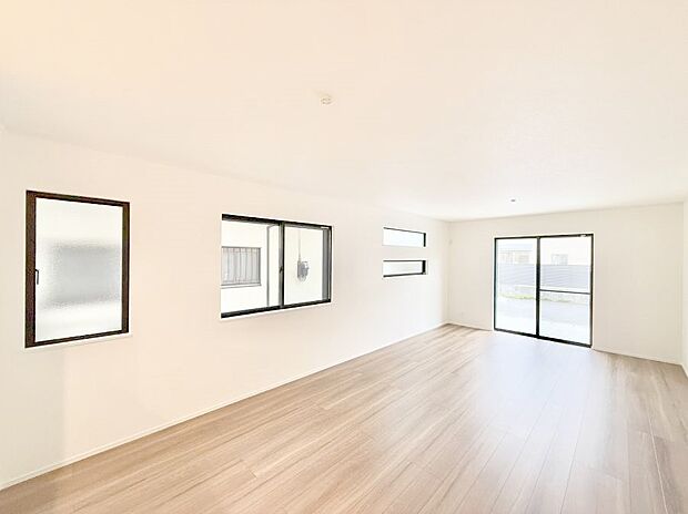 【リビング】■自然と会話が生まれる、心地よいひととき