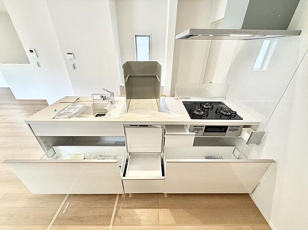 【ダイニングキッチン】■キレイに片付く、使いやすいキッチン