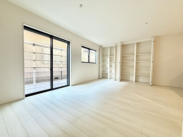 【ダイニング】■自然と心がほどける、リラックスできる場所