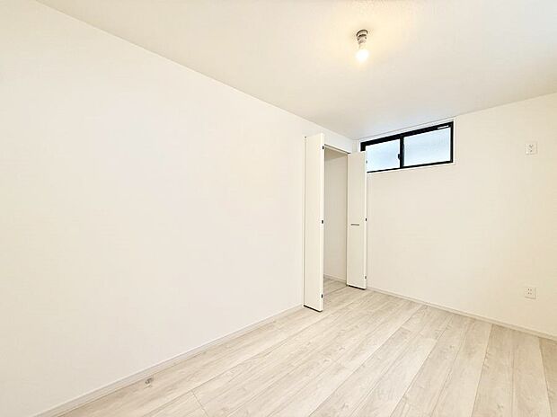 【寝室】■快適な環境で、日常の疲れを癒せる空間